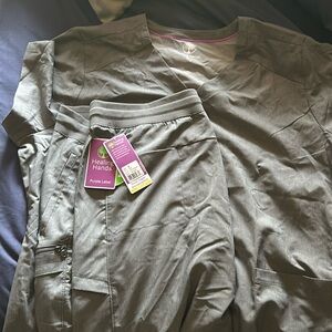 Healing hands purple label scrubs size 2x